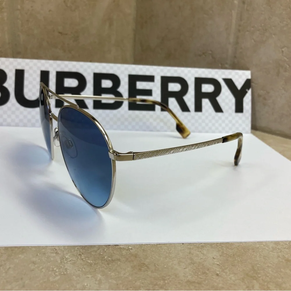 New Burberry B3115 1005/19. Gloucester silver/blue sunglasses - Picture 6 of 13